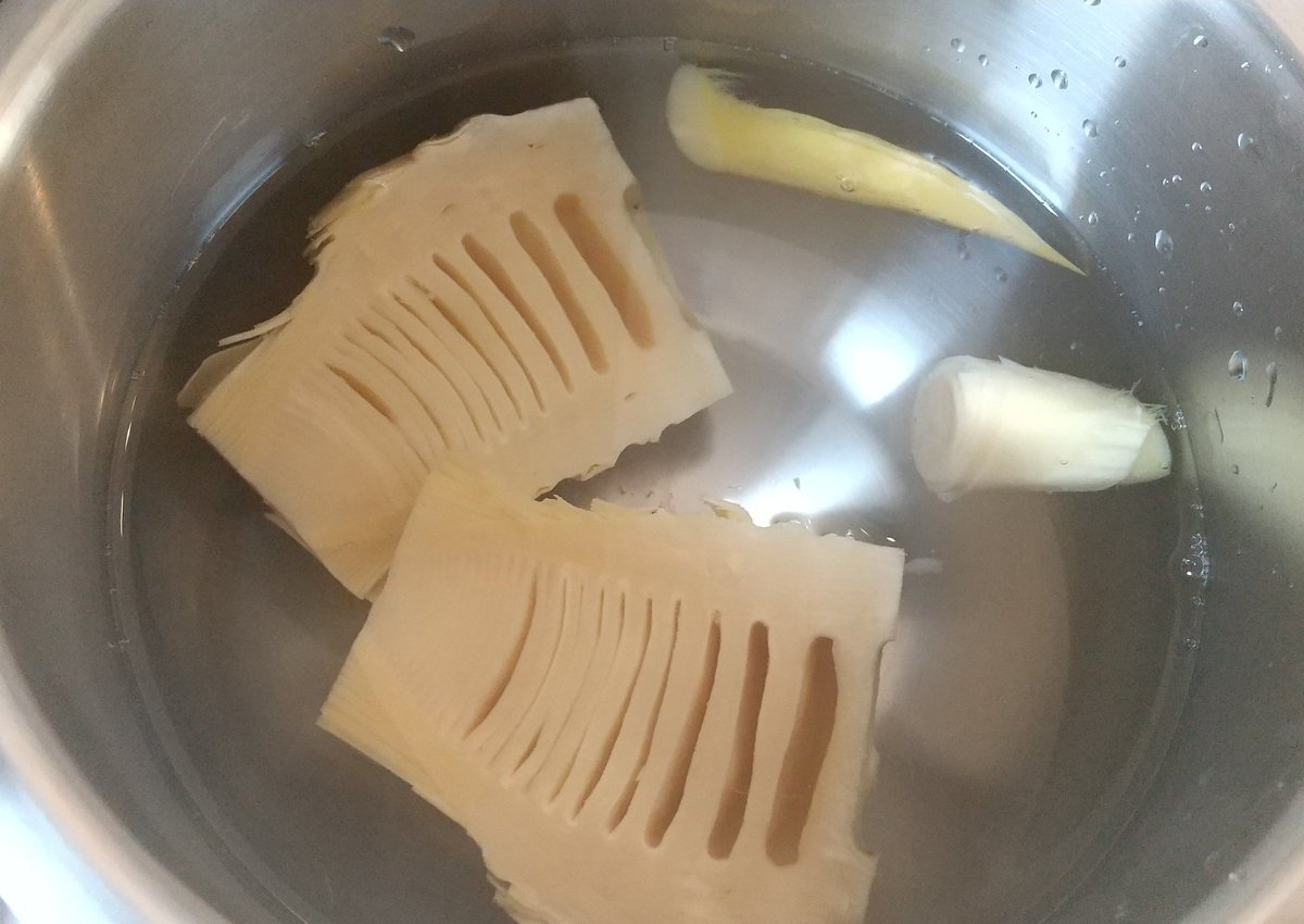 おもち ホットクックヘルシオ 今年初たけのこ テレワークしながら こちらのcookpadのレシピ のあく抜きの方法で ホットクックで手動 蒸す 1時間 この方法楽すぎて去年たけのこヘビロテしました 今年もたくさん食べよう 夜は煮物にしようかな おもち ホットクックヘルシオ 今年初たけのこ テレワークしながら こちらのcookpadのレシピ のあく抜きの方法で ホットクックで手動 蒸す 1時間 この方法楽すぎて去年たけのこヘビロテしました 今年もたくさん食べよう 夜は煮物にしようかな
