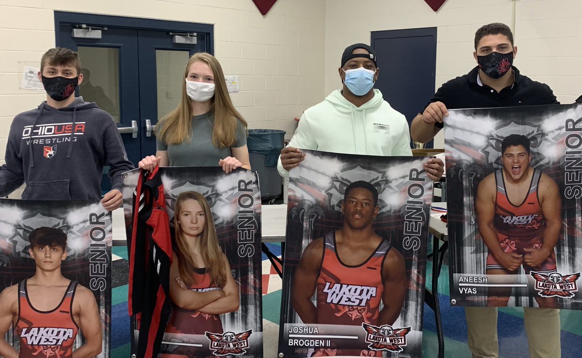 2020-2021 Seniors

Austin Huff
Grace Hicks
Josh Brogden
Aneesh Vyas 

(not pictured: Daniel Lawson, Chris Dunn)