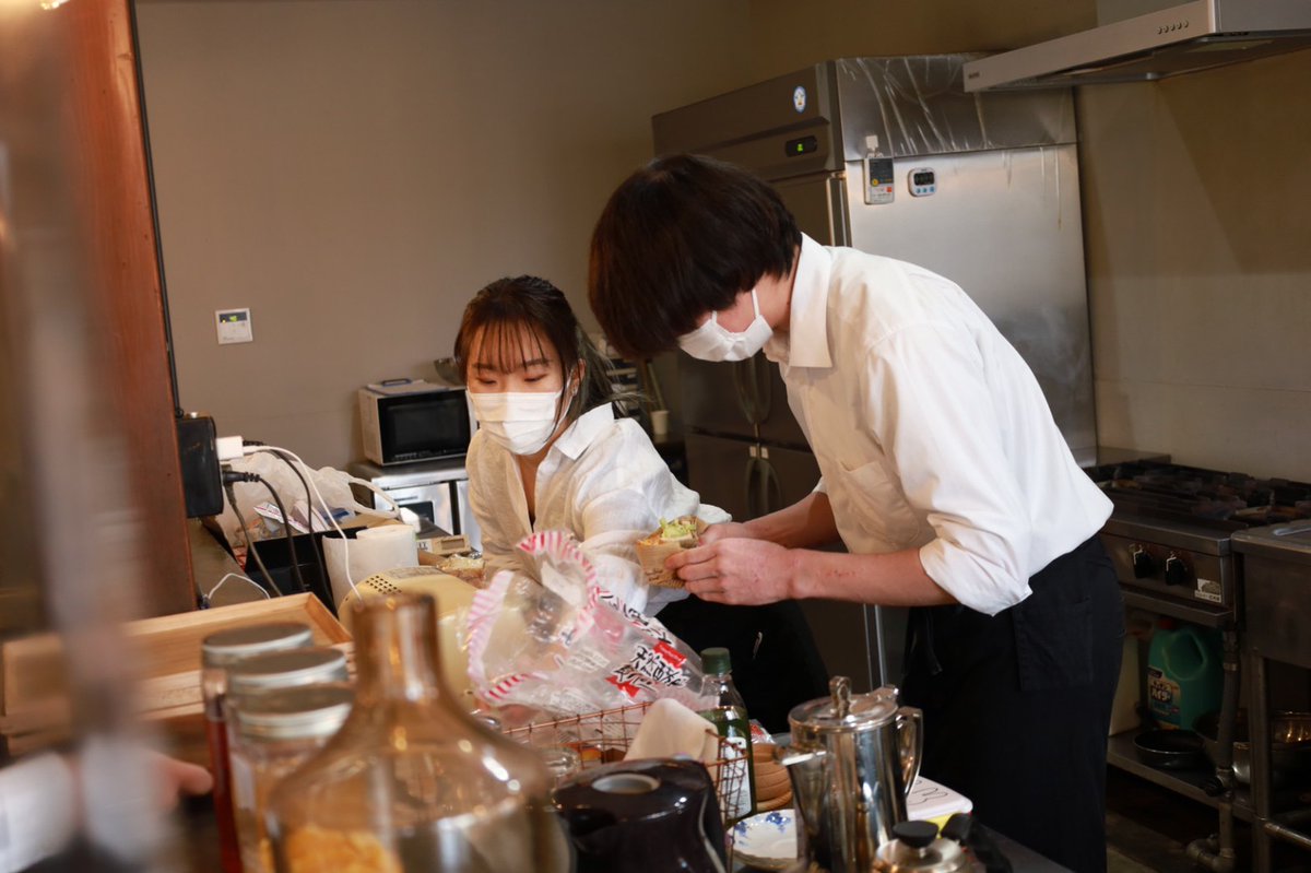 kokodokko's tweet photo. 学生カフェAndante@アーキテンポ
3月20日に学生カフェ2日目を終えました☕
ご来場いただいたみなさん!ありがとうございました💓
#DOKKO #学生カフェ https://t.co/3bW6wKAvoE