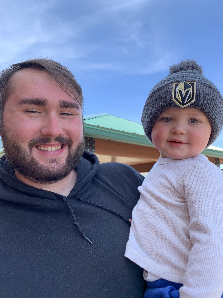 Danaaa_Harrison's tweet photo. This needed to live on my Twitter ❤️ watching Kendall be an uncle makes my heart burst! https://t.co/JjOni6YytC