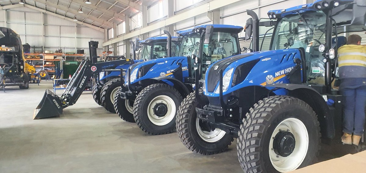 Intersales_cnh's tweet image. Did someone say T6? @NewHollandAG #AutoCommand #BuiltBetterInBasildon