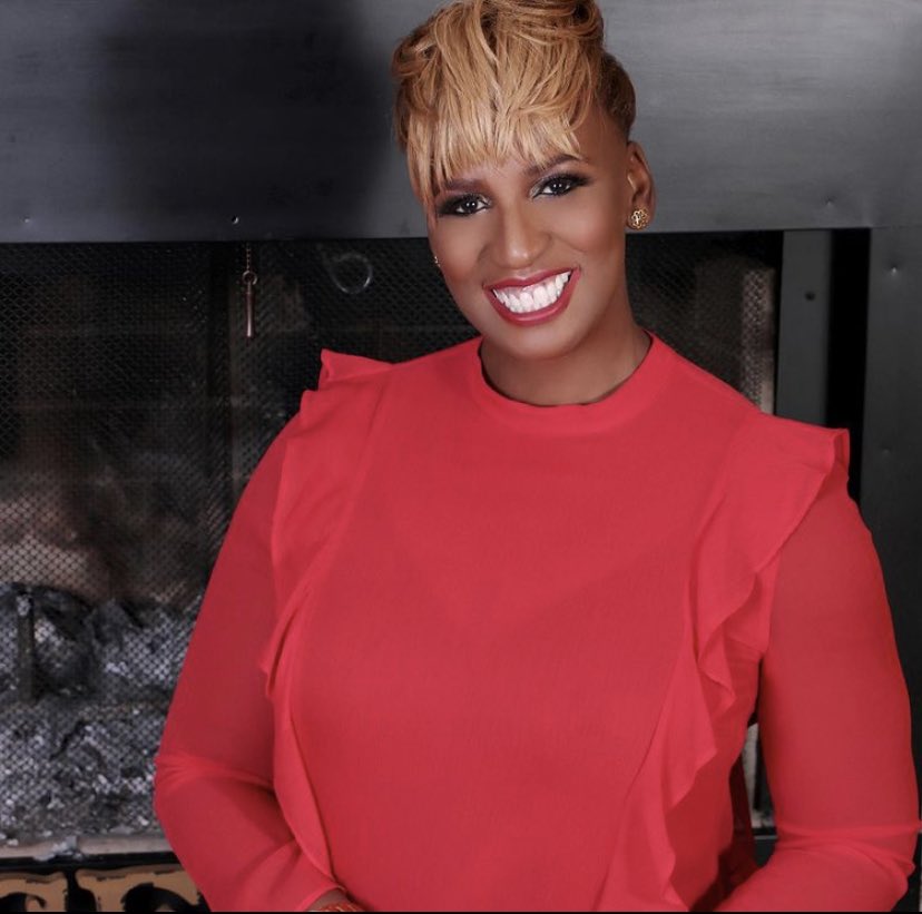 #unsungsheroes 
“ Dr. Janice Johnson Is a powerfully dynamic strategist and community activist specializing in poverty, public policy, women, mothers, and girls.”

We celebrate you Dr. Janice Johnson ! 
#womenmakinghistory