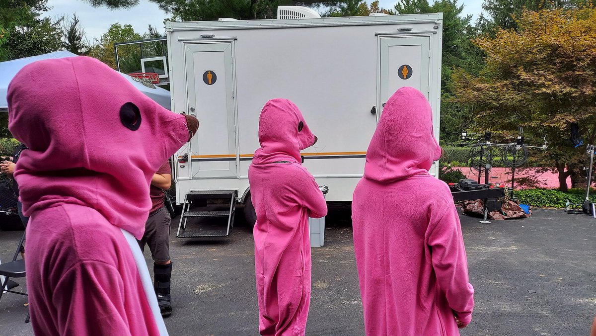 designerDonya's tweet photo. Yup, Don-ya' Creations - THE PINK MOLES
•
Hope you enjoyed tonight's episode.
•
#impracticaljokersseason9 #impracticaljokerscostumedesigner #impracticaljokerscrew #impracticaljokers #bts #setlife https://t.co/yMC2qWdhuG