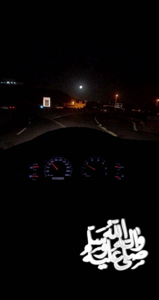 zk_7k's tweet photo. إِنَّ اللَّهَ وَمَلَائِكَتَهُ يُصَلُّونَ عَلَى النَّبِيِّ ۚ يَا أَيُّهَا الَّذِينَ آمَنُوا صَلُّوا عَلَيْهِ وَسَلِّمُوا تَسْلِيمًا https://t.co/1wSRdm5Scg