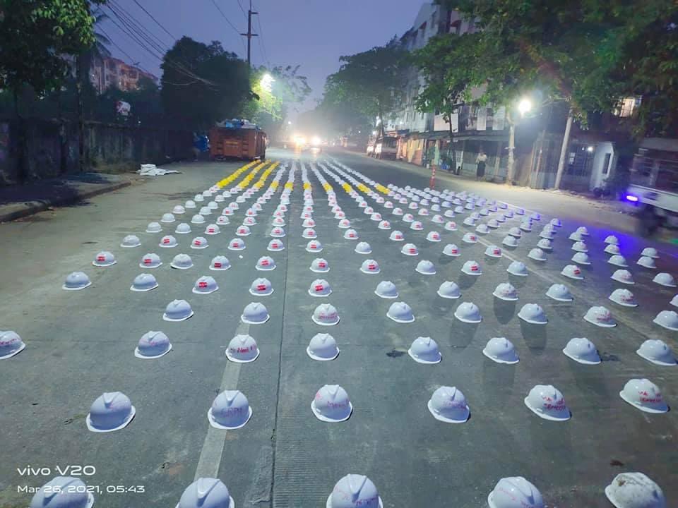 KhineZinHtun15's tweet photo. (ππ.π.ππππ)
ππ²ππ§π¦ππ« ππ§π π’π§πππ«π’π§π π
π¨π«ππ
πππ§π π¨π§ unmanned Engineer strike.#WhatIsHappeningInMyanmar #RestoreMobileData https://t.co/ibwK2h4urY