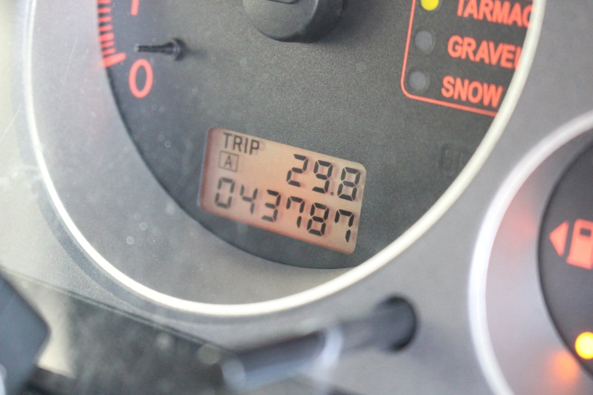 GTGarage1's tweet photo. ★入荷速報★

三菱　ランサー　
GSRエボリューションⅧ MR

走行距離44000km!!!

これまた低走行な8MRが入庫！！

アルミ製ルーフパネルの採用
タービンノズル径の拡大

細部に渡ってモディファイが施された8MR

お探しの方必見の1台です！

#ガリバーGTガレージ
#ランサー
#CT9A
#8MR
#入荷速報 https://t.co/NNgeKOwx35