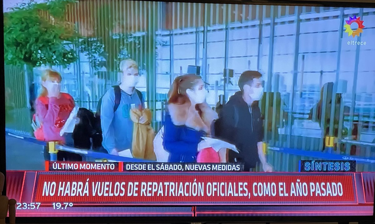 ATENCIÓN! SI ESTÁN EN MÉXICO, CHILE O BRASIL ARMEN LAS VALIJAS Y VAYAN AL AEROPUERTO. NO PIERDAN TIEMPO, SE ANOTAN EN LISTA DE ESPERA EN EL PRIMER VUELO QUE SALGA . Te asegura que embarques? No, pero tenes chances si hay lugar te van a subir.