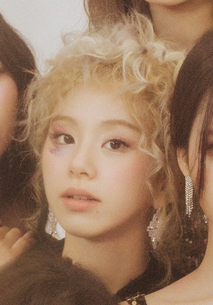 chaeyoungspics's tweet photo. OH MY GOD SON CHAEYOUNG https://t.co/N4WAKQ9rOy