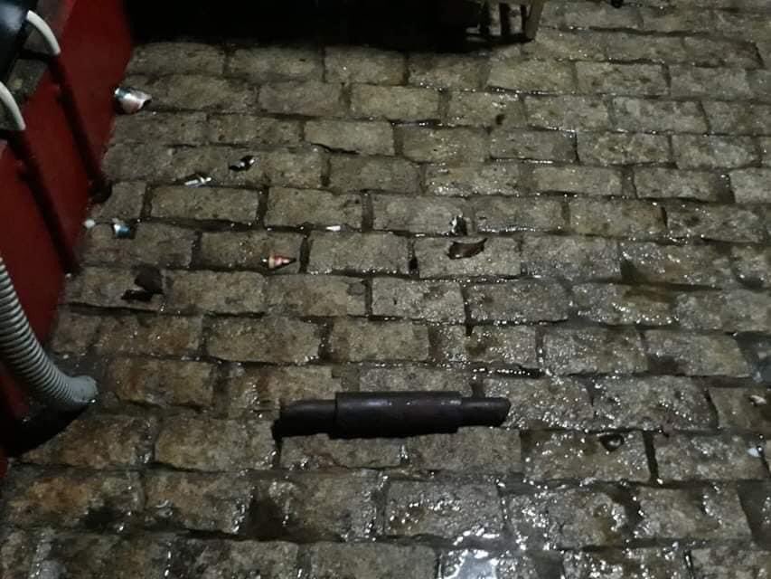 MilkTeaMM_MTAM's tweet photo. Terrorists came &amp; set fire to NLD office located at Shwe Gon Daing(Yangon) at 4:15 AM on Mar 26. The office was burned for thirty minutes. 
INTERNET DARK ERA
#Mar26Coup 
#WhatsHappeningInMyanmar https://t.co/DJXDm2Rhjj
