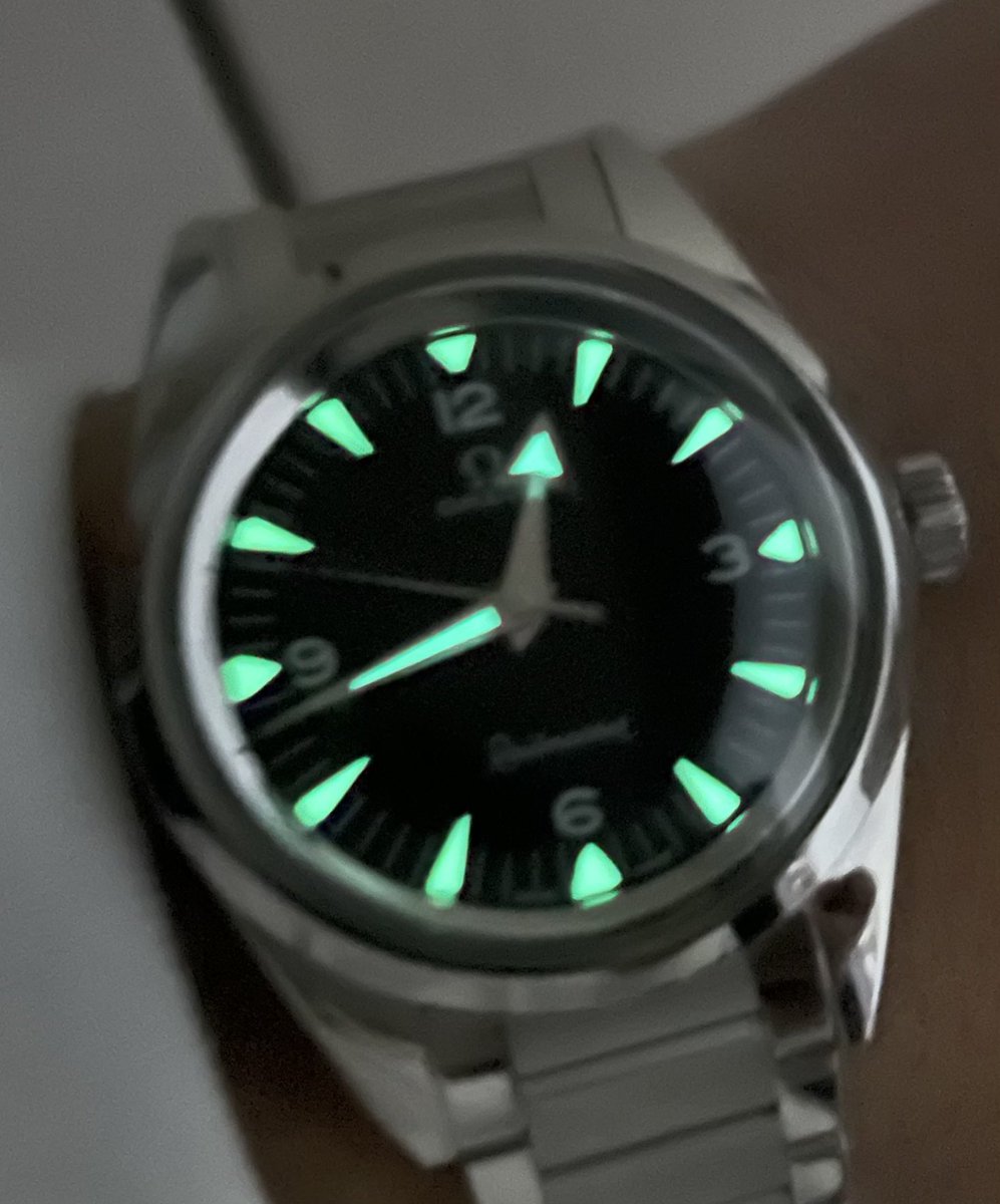 NOWATCHNOLIFE_'s tweet photo. 好き❤️ & 夜光。
#オメガ #omega #オメガレイルマスター #omegarailmaster #omega1957 #オメガ1957 https://t.co/8LAMzhRm6g