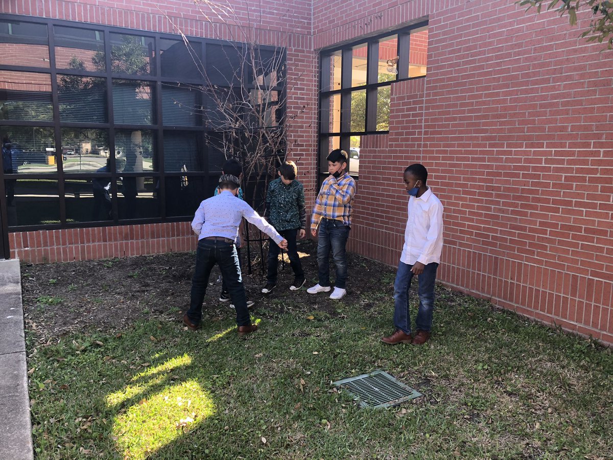 T_WolvesPE's tweet photo. Boyz 2 Gentz club working together to plan details on creating a memorial garden for Mrs. Poche @mspoche_HE @HumbleISD_HE @SMRob_Counselor @mensik2 https://t.co/NRYqcYkCMf