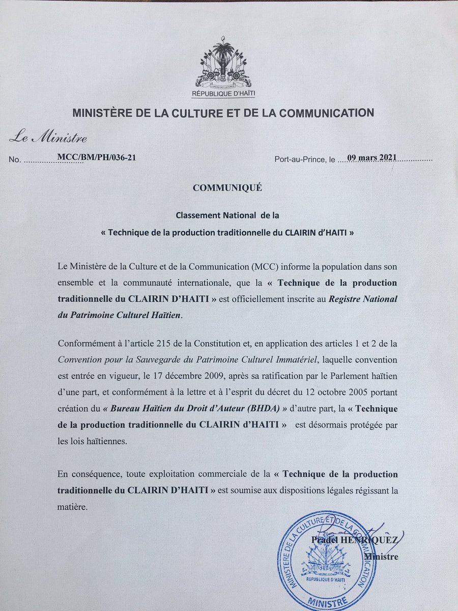 MCultureHT's tweet photo. La technique de la production traditionnelle du #Clairin #DHaiti classée officiellement au #Registre du #PatrimoineCulturel #Haitien ce jeudi 25 mars 2021 par @MCultureHT Pradel Henriquez. https://t.co/8iMjjQwSAy