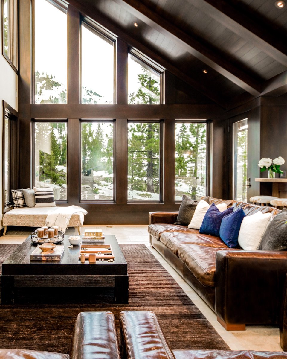 AvantStay's tweet photo. Hit the slopes one last time this season! ⛷
Get $250 off on stays in Lake Tahoe, Breckenridge, or Park City between 3/24 and 5/31 when you use code MOUNTAIN250 at checkout.
Book now: https://t.co/5rdpvnDTWu
#GoTogetherGoFar #AvantStay https://t.co/m3MEcChGBO