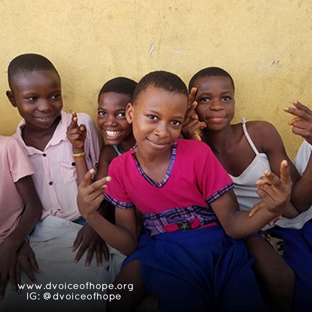 dvoiceofhope's tweet photo. As we work to create light for others, and we also  naturally light our own way  We can define their future and can change the world by providing them with the basic meal and learning tools.

Click the link on our bio to learn more about. https://t.co/sZ7WprLHcd