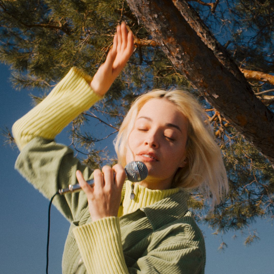 youtube.com/watch?v=id9abv…

Premiering new music video for "Tides" on YT at 20:00 EST (in 1h)!