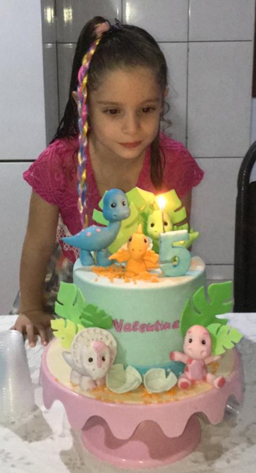 fiadanevinha's tweet photo. Nossa princesa Valentina 🥳❤️ https://t.co/3oWXjXP3yo