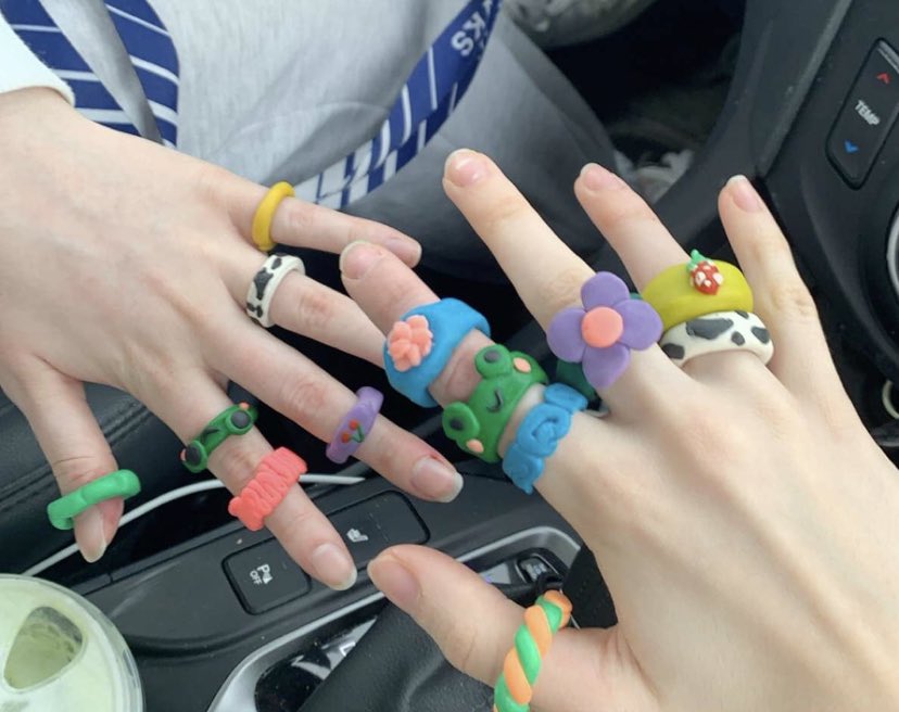 erika_kevan's tweet photo. okay but did u make the worlds cutest ugly clay rings today? https://t.co/Fv69tXJ7uY