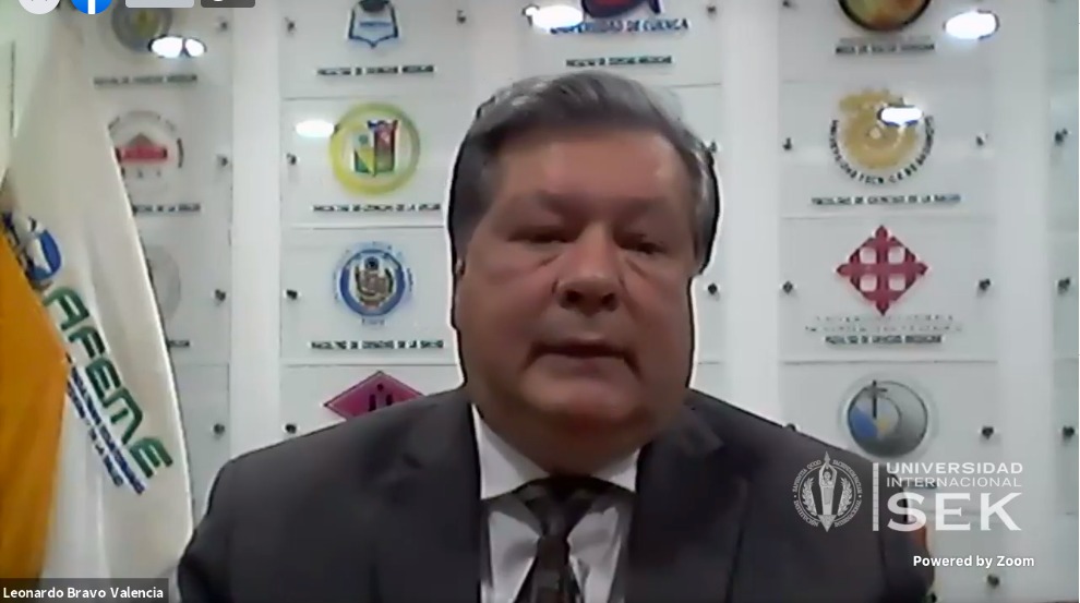 UISEK's tweet photo. Leonardo Bravo, director ejecutivo #AFEME señala que, en la actualidad, #AFEME sigue enfrentando retos claves para ser un actor principal en el desarrollo de la salud. Invita a ser parte de este conglomerado que representa las ciencias de la salud del país y felicita a la #UISEK https://t.co/NIBC6QIJkf