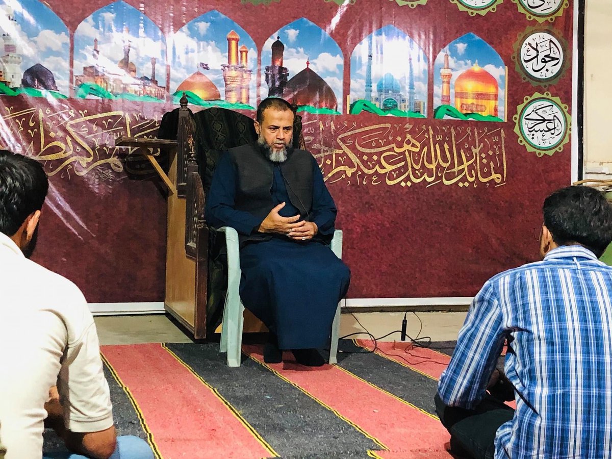 ISOPkKU's tweet photo. 🌹 یومِ جوانان 🌹
بمناسبت ولادت "حضرت علی اکبر علیہ السلام" آئی ایس او پاکستان جامعہ کراچی یونٹ کی جانب سے لیکچر کا انعقاد بمقام مسجد آلِ عمران میں کیا گیا۔جس سے خطابت "آغا نقی ہاشمی" نے کیا اور بردارن نے حضرت علی اکبر علیہ السلام کی شان میں منقبت بھی پڑھے۔ #isokuunit #ISOPak https://t.co/Z1rewWXjLd