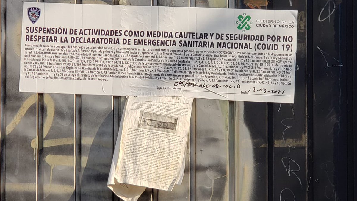 feryalcala's tweet photo. Seguimos con las irregularidades en la alcaldía de Cuajimalpa. “Clausuraron la obra, pero@siguen trabajando” #altoalaimpunidad @AdrianRubalcava @seduviCDMX @Claudiashein BASTA YA https://t.co/hodaErU3QI