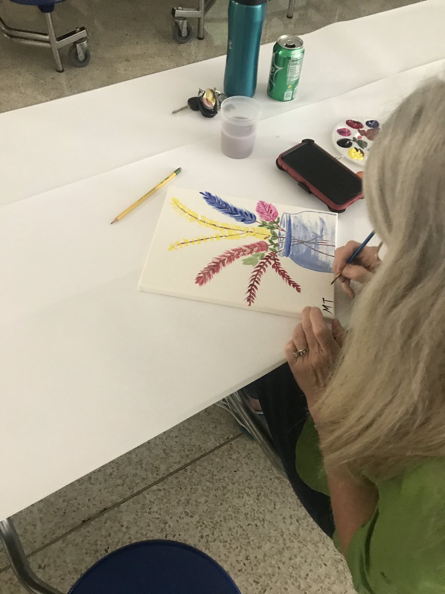 NurseryRoad's tweet image. Thanks to our MSAP grant, we had a creative PD opportunity where we learned how to mix acrylic paint, how to layer colors, and use these techniques in an arts integrated lesson led by our fabulous Visual Arts teacher Kasey Holt!  #Pridein5 #Teachin5 #magnetschool