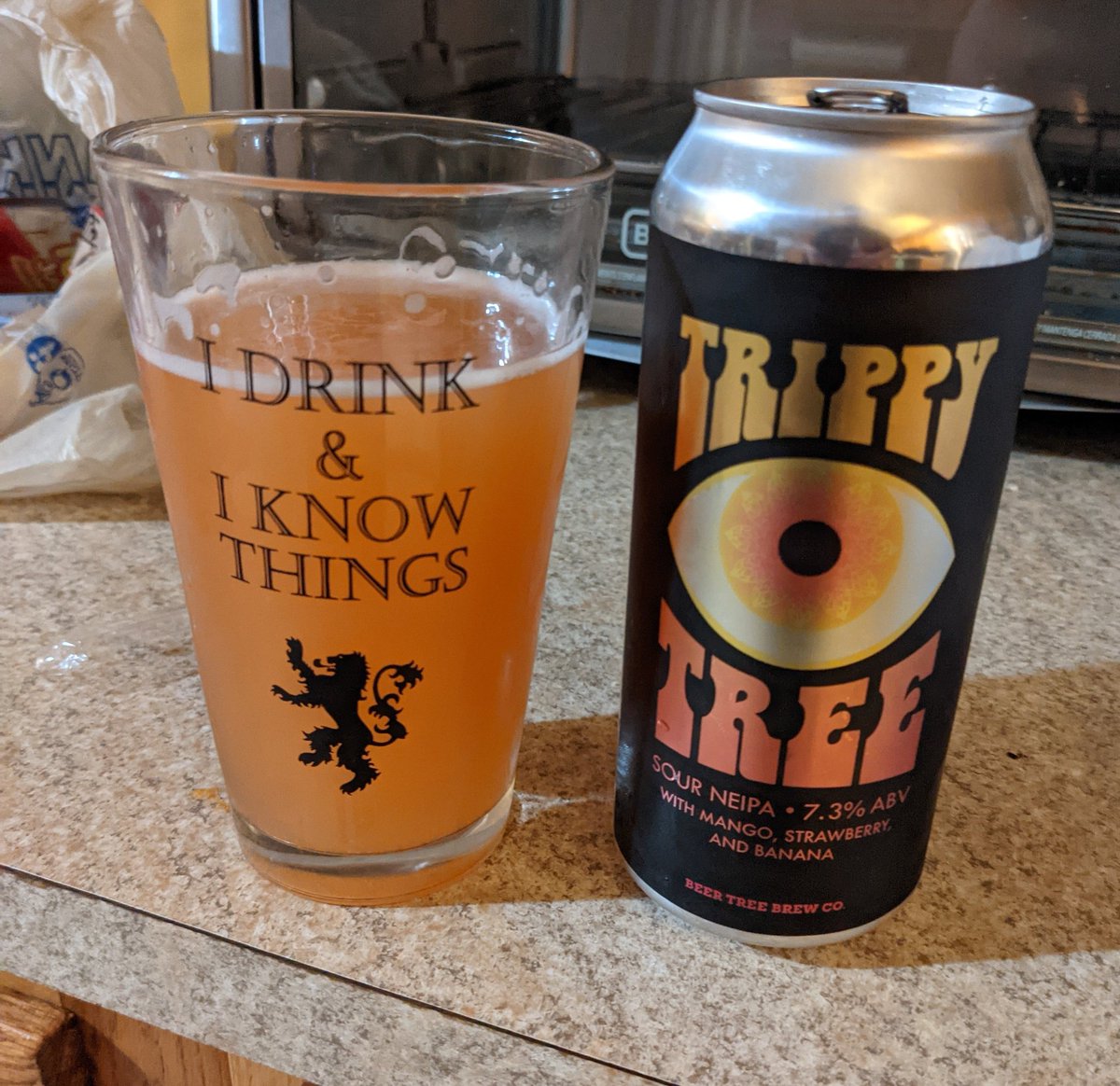 brettf227's tweet photo. This beer is ridiculous. I need a keg pronto!

#beertreebrewco
#trippytree https://t.co/GUENZO2zwn