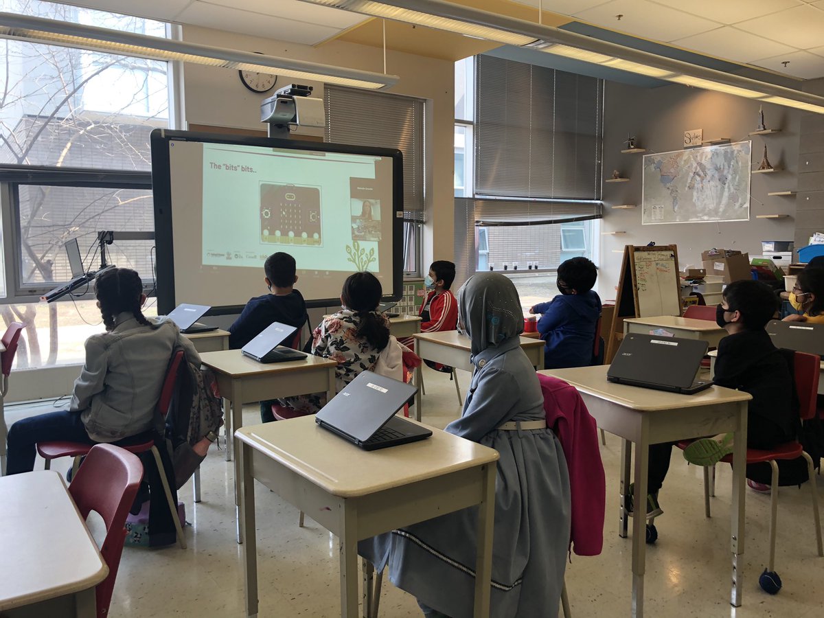 m_girardin's tweet image. Totally engaged in our virtual field trip coding and remixing with MakeCode & micro:bit! The cheers from the students as the simulator ran their code were undeniable! 🎉 Can’t wait to see what these Gr3s create next! @TPPS_TDSB @TIGed @CanCodeToLearn #CodingChange #LetsCelly