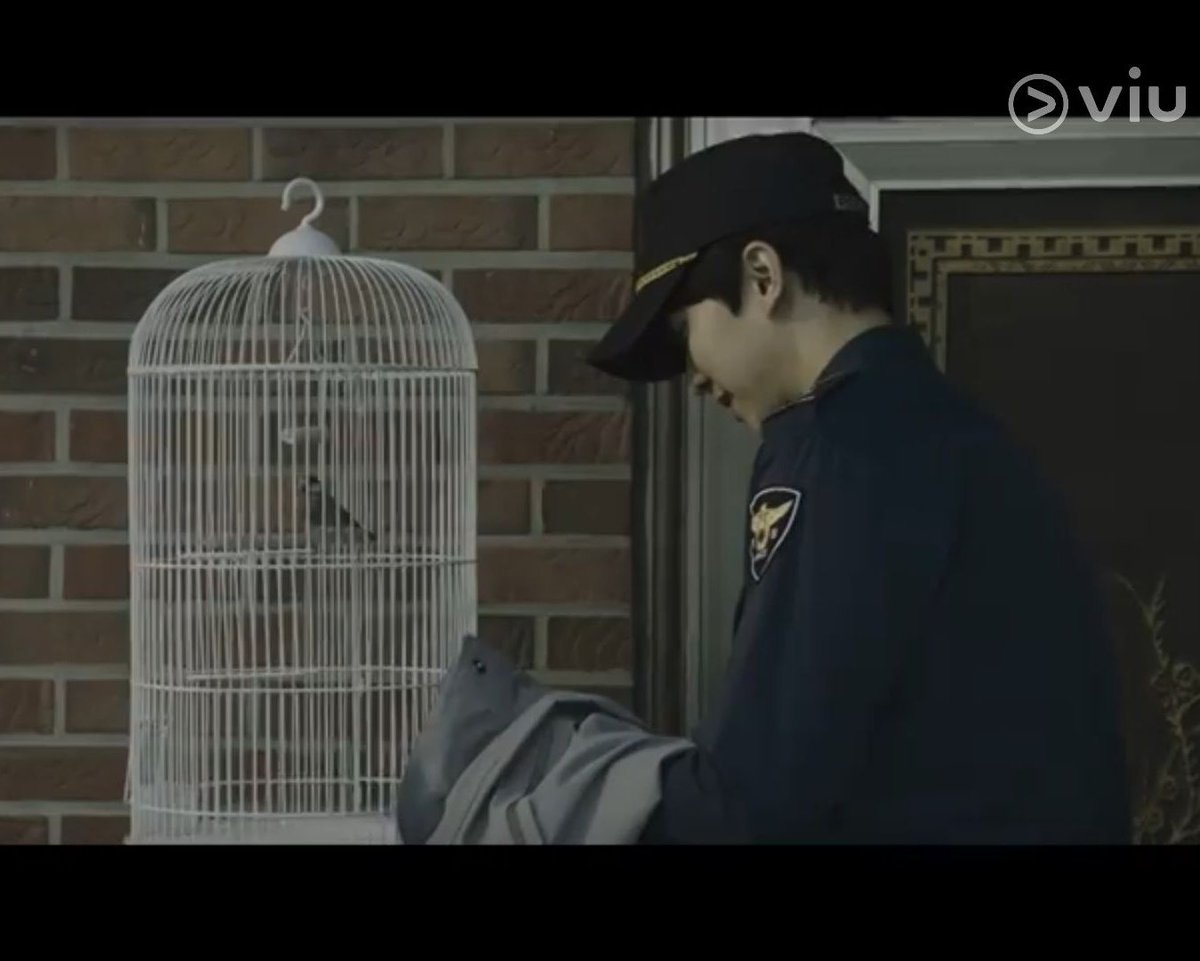 macel1387's tweet photo. New and old Bareum meet each other😂
#LeeSeungGi 
#MouseEp8 https://t.co/qykiXTDb5T