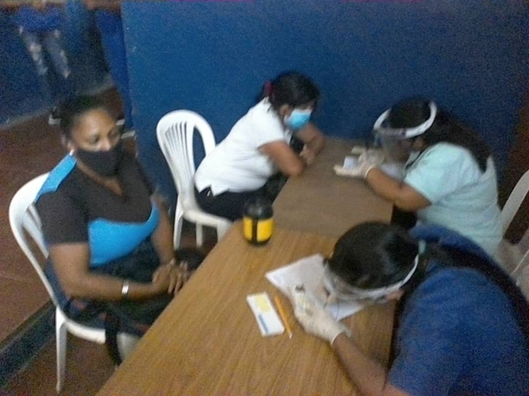 Zonaeducadelor1's tweet photo. Municipio Casacoima #DeltaAmacuro inicia excelente jornada de vacunación a personal educativo @NicolasMaduro @psuvaristobulo @MPPEDUCACION @Nancyor7 @RosangelaOrozco @JorgePerezVZLA @PartidoPSUV @GobLizeta @loa_palante @EdgarGAlcalde @FlorvidiaLaya https://t.co/UHRyV1PG26