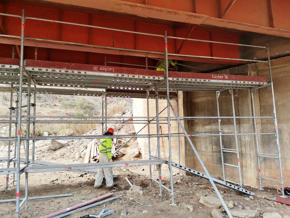 MOPCoquimbo's tweet photo. #VialidadMOP Cinco son los puentes que serán mejorados con trabajos de conservación en la #Ruta47 que une #Illapel con #LosVilos. 

Hoy seremi @rojasonfray visitó los primeros avances en sector del puente #Pupio.

✅ Mejor conectividad y seguridad vial

#ChileSeRecupera🇨🇱💪🏾 https://t.co/ZWYKFNxUR5