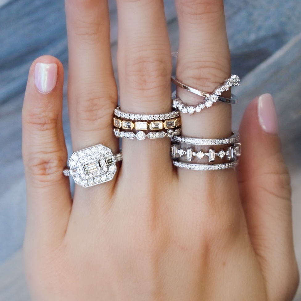 Bachendorfs's tweet photo. Wear your story, share your stack, @pennypreville ✨💎

 #diamonds #love #jewelry #finejewelry #weddingband #engagementrings #jewelrygram #ido #sparkle #lovestory #ring #stackingrings #diamondrings https://t.co/ThI6oNlW42