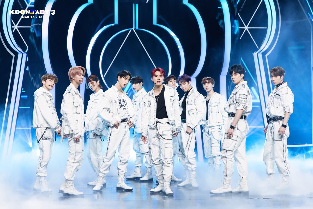JO1_SHIROIWA's tweet photo. Let me put some of the photos that has been posted by KCON:TACT 3' staff, feeling grateful that they take a good care for us. Also believe me, the pictures comes out great! 

Here's the one around Born To Be Wild performance. Once again asking, do you enjoy our new song? https://t.co/sDbzjY4tMx