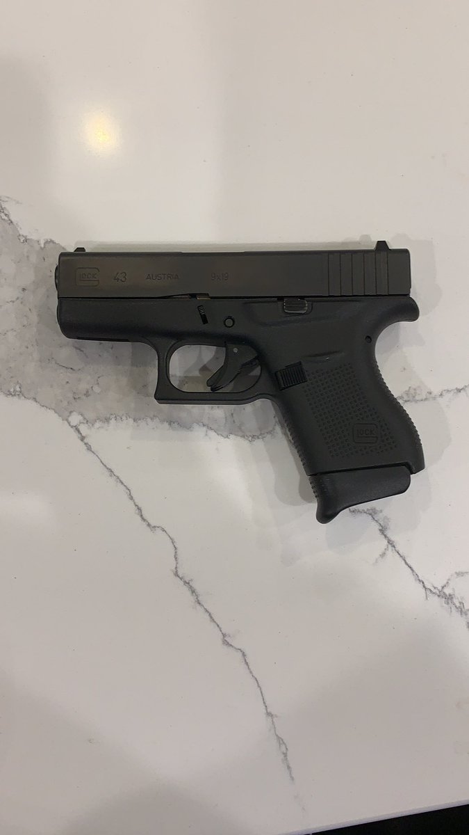 Robert Jones tweet media