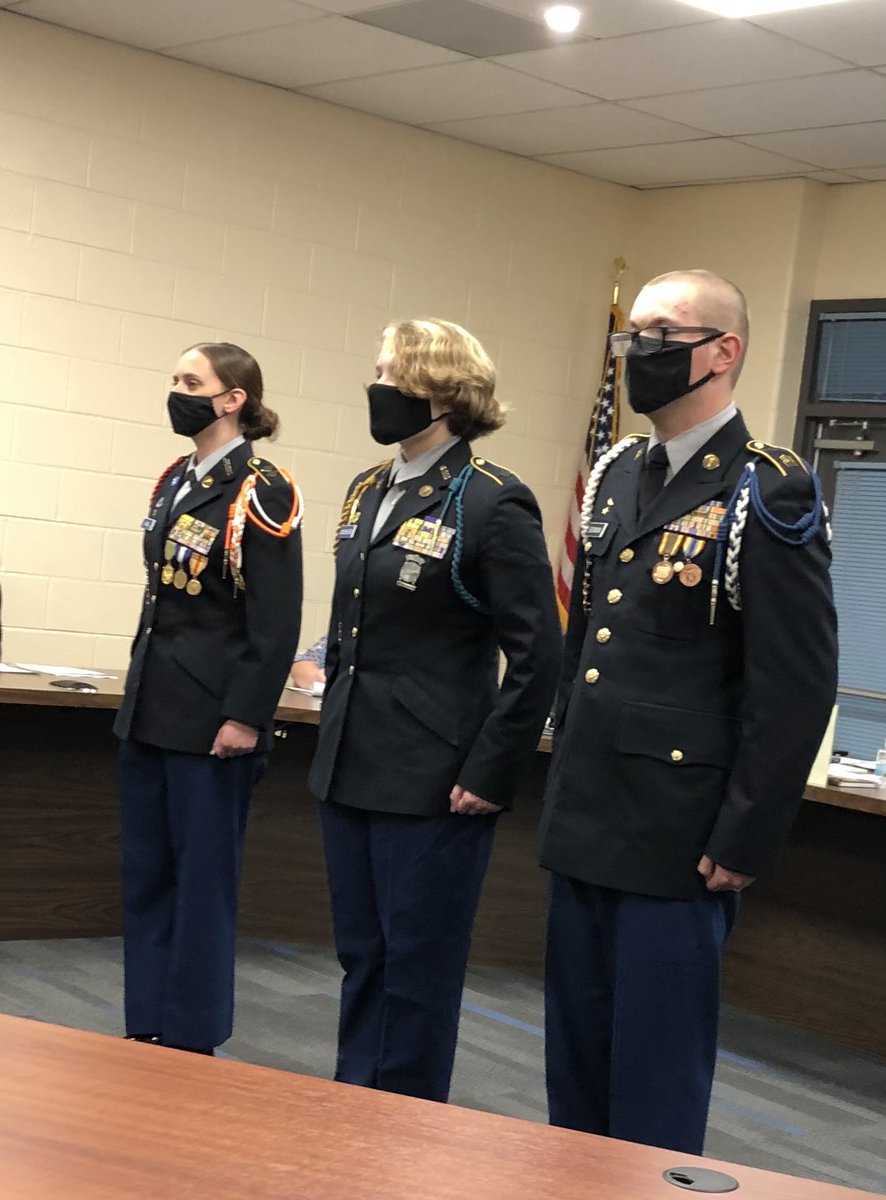 SteveSsorrells's tweet photo. Members of DCHS Jr ROTC lead the pledge at tonight’s Board of Education meeting. All three will be reporting to Boot camp this summer. We are proud of your service and representing Dickson County. ⁦@DCS_TN⁩ https://t.co/ciXWnSjwv2
