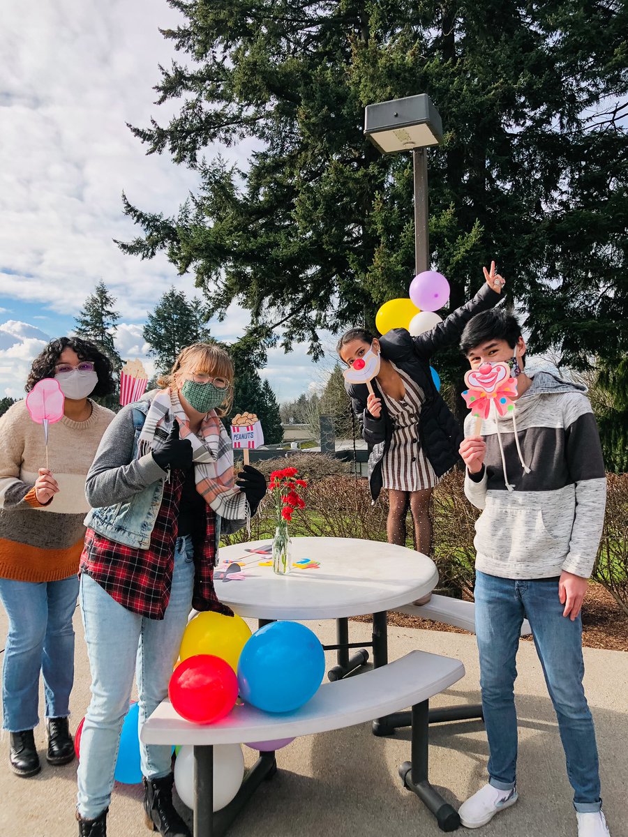 TalonNU's tweet photo. Looking to try something new as we enter spring? Check out our new posts about on-campus clubs and NU’s Art classes. 

https://t.co/niRha2DHPd

https://t.co/DTpplrLsmt https://t.co/NmUT2jZolg