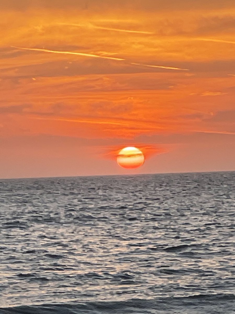 Is it Saturn? Jupiter or just another #zenset ⁦<a href="/IndianRocksFl/">Indian Rocks Beach</a>⁩