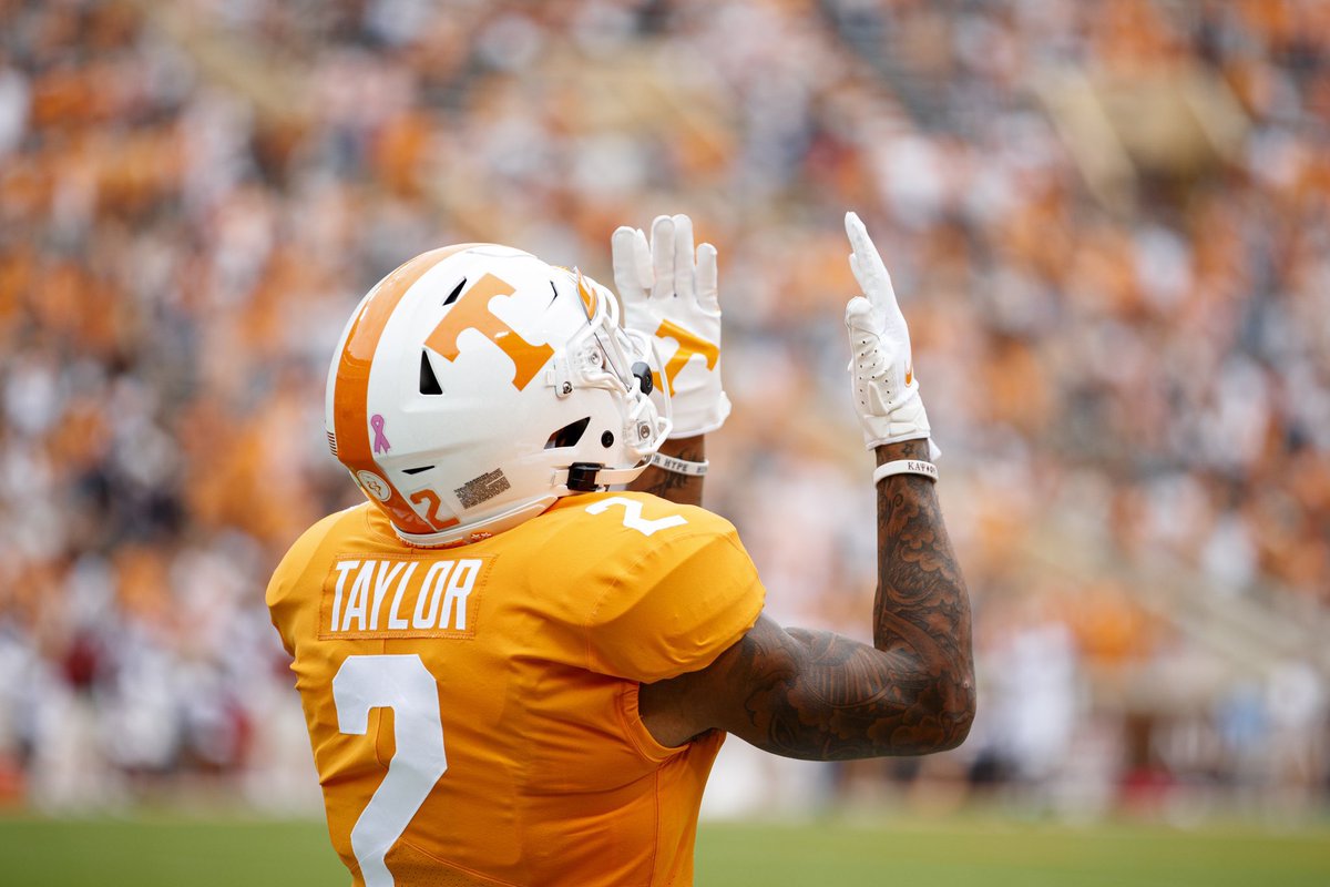 goatPahokee's tweet photo. Thankful To Receive an Offer From The University Of Tennessee! ✞✞!! #GBO🍊 https://t.co/2gaVrqVH67