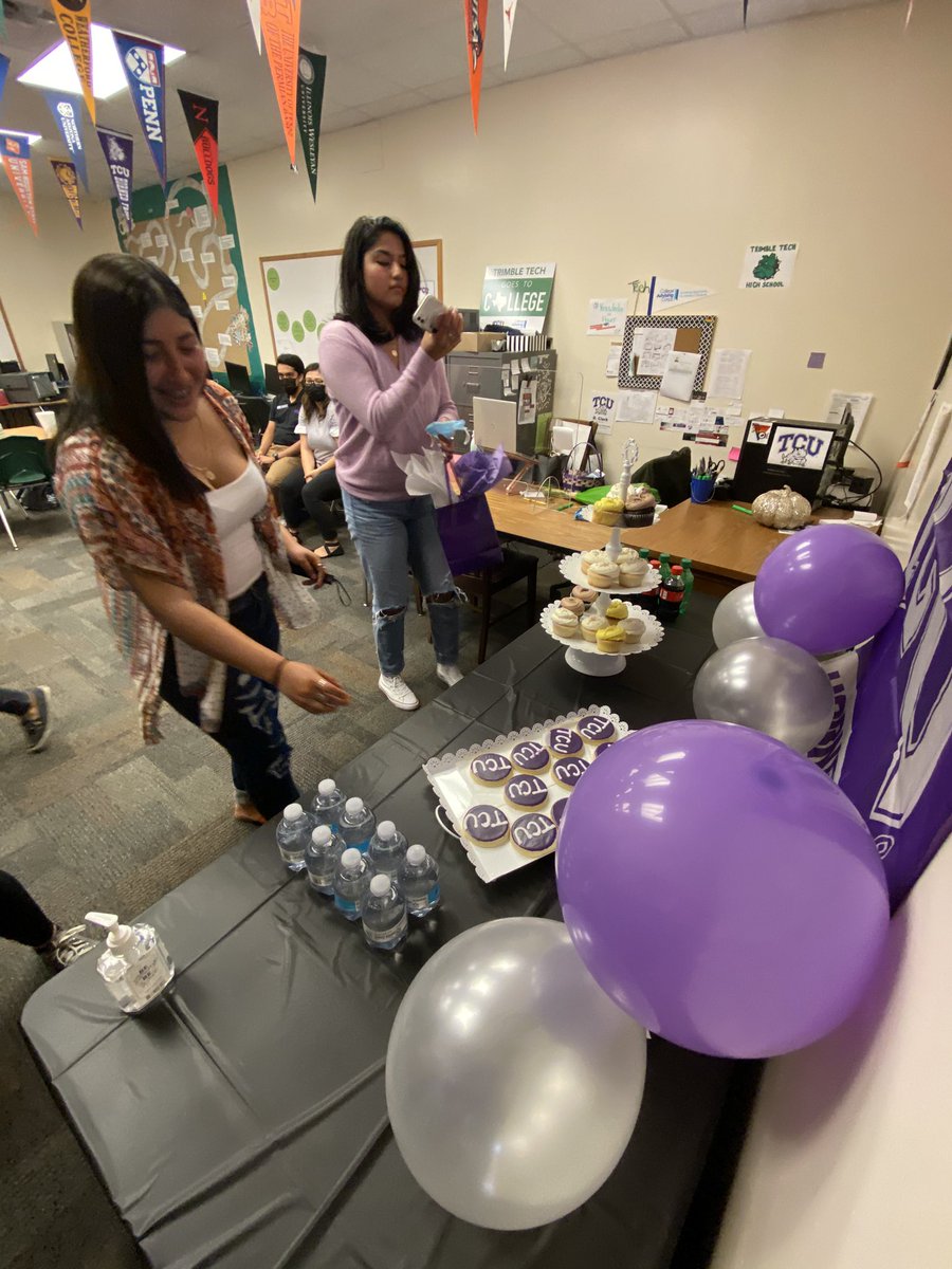 TTHSBulldogs's tweet photo. 💜 Proud to announce our #Classof2021 @TCU #CommunityScholars: Angela Hernandez, Aurora Hernandez, Maritza Santos, Emelin Soto and Stephanie Vazquez. 👏Special congrats to Nayeli Santamaria who, for the first time in school history was named a Chancellor’s Scholar!👏#bulldogmade https://t.co/FkUWQaC5Kv