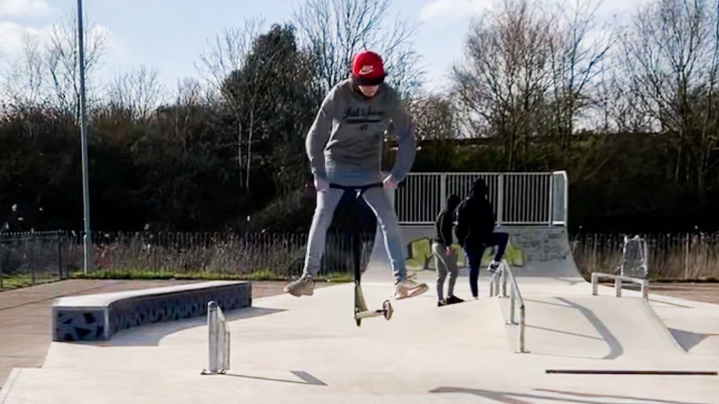 Back on me scoot scootttt!!!! 🙌🏻😝