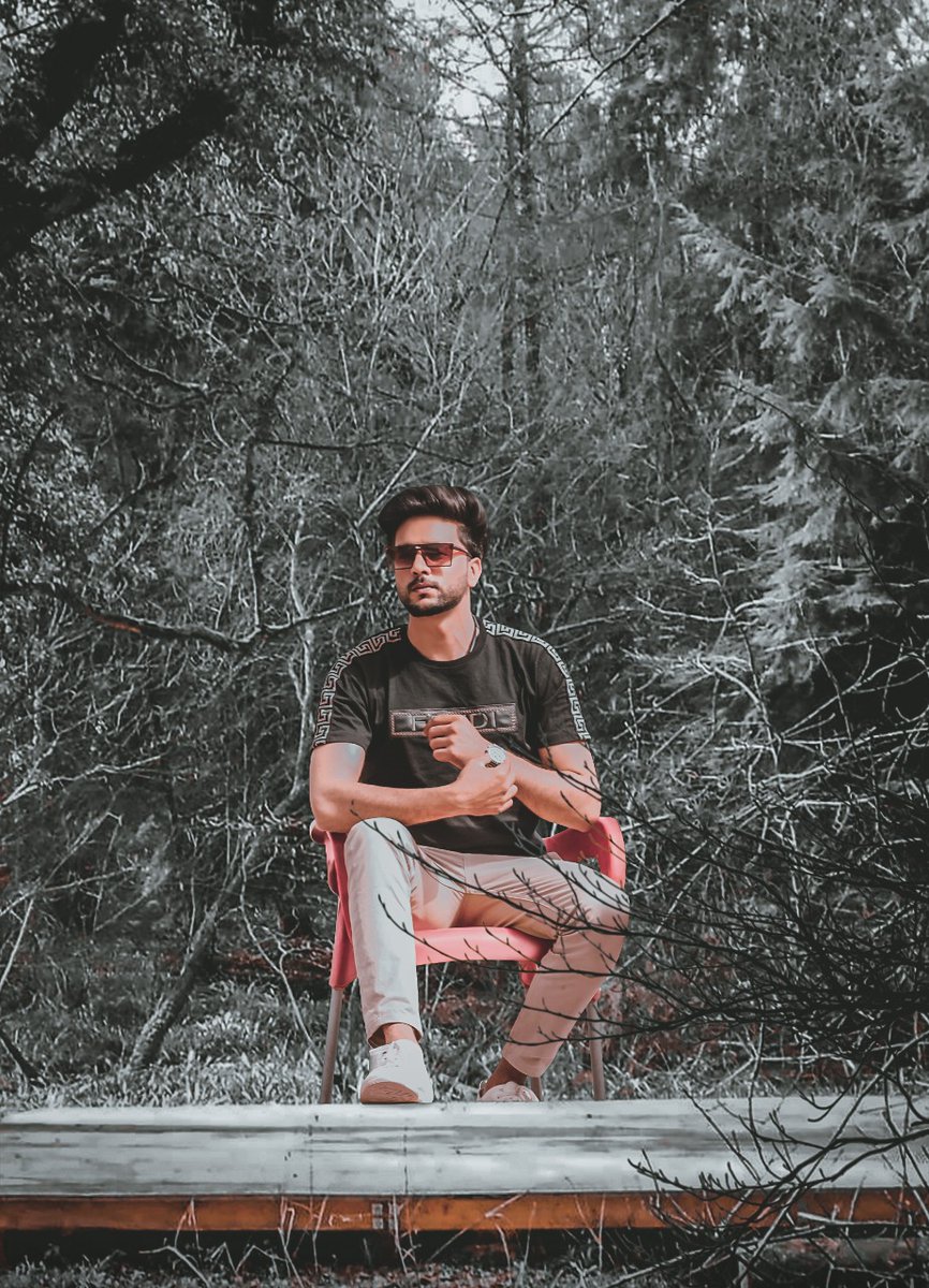 mrinamofficial's tweet photo. #Photography #click #shoot #photoshop #designer #graphics #jungle #baclground #nature #editing #dark #inam #mrdesigner #mrinam #graphicdeaigner #shirtdesigner https://t.co/8odnXTiDZi