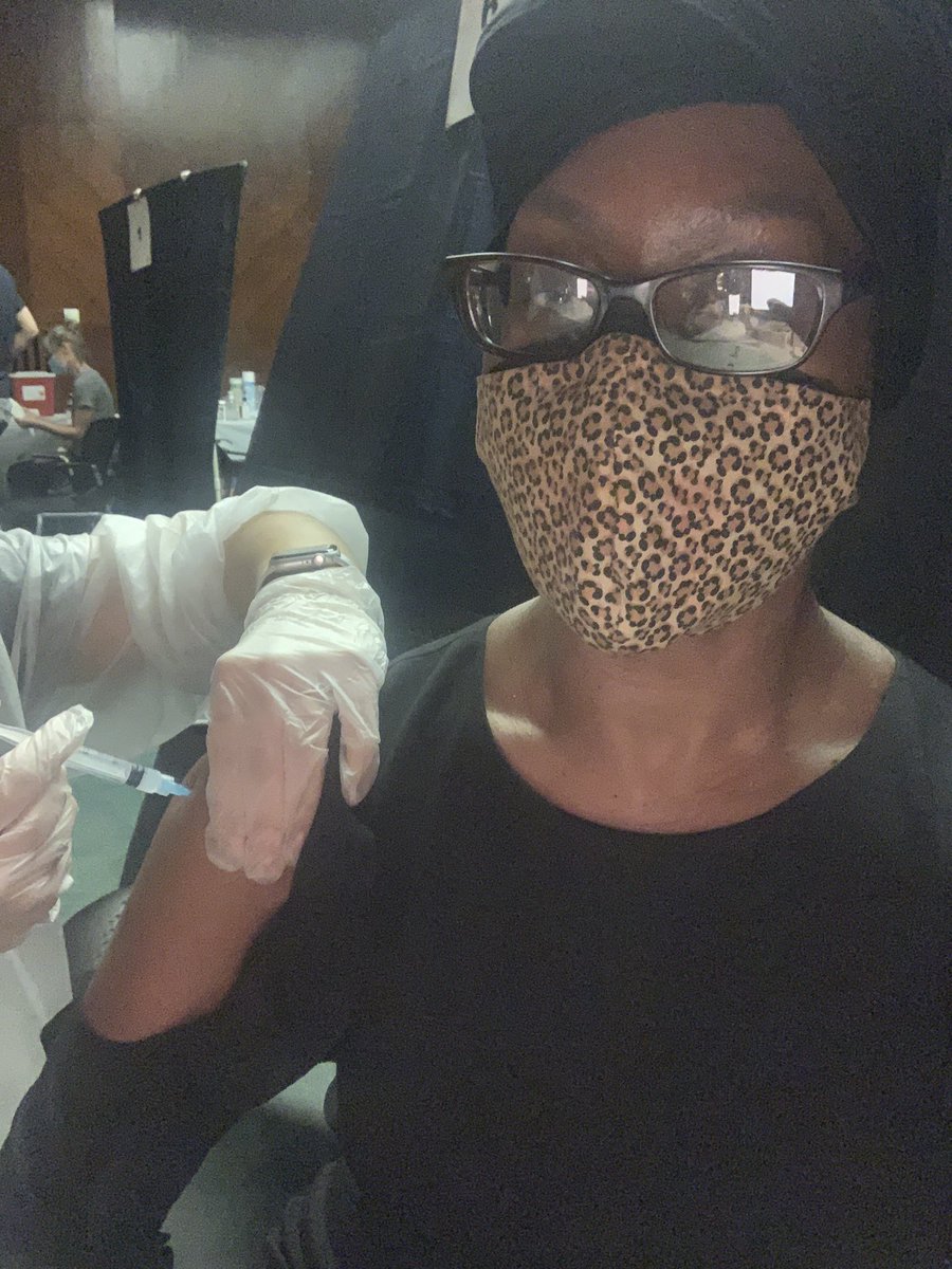 JenJamesBeauty's tweet photo. MY COVID VACCINATION REACTION?: E C S T A T I C!
My arm was so ready yβall! ππͺπΎ
#Vaccine #FirstShot
#BlackAndVaxxedNYC
#GotMyFauciOuchie #NYC
#OneDown #TeamModerna
#LetsBeatCOVID19 #MyShot
#Innoculated #VACCINEequity https://t.co/7vArWjQdtE