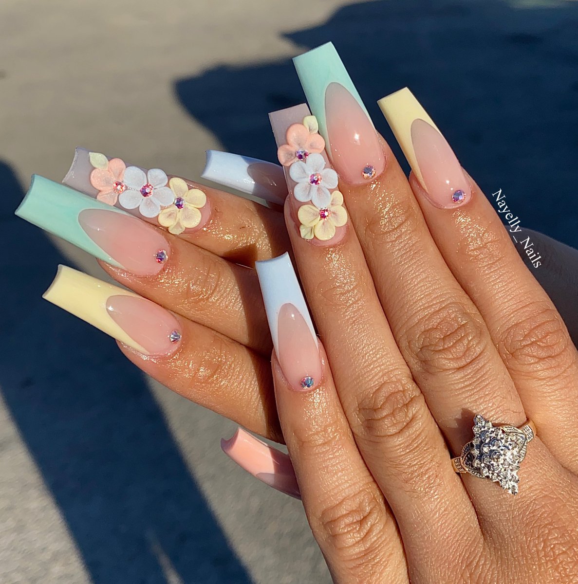 nayelly_nails's tweet photo. Pastels make me happy https://t.co/Q1MGRym8EF