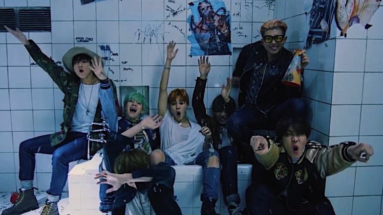 vminflowersz's tweet photo. Um resumo sobre o BU; a História fictícia por trás da discografia do @BTS_twt. Uma thread bem resumida para entender o que é o BU https://t.co/ORKOcAcXY6