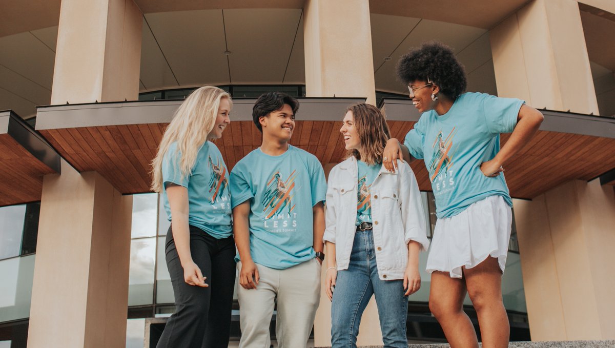 LibertyUSGA's tweet photo. Mood because Limitless is TOMORROW!!! 

The first 25 people to arrive to each panel session will receive a Limitless t-shirt and a copy of Convo guest Annie F. Downs' new book! So, don't miss out!

Check out our Instagram and Facebook for more details! https://t.co/Tv3D6rj2rg