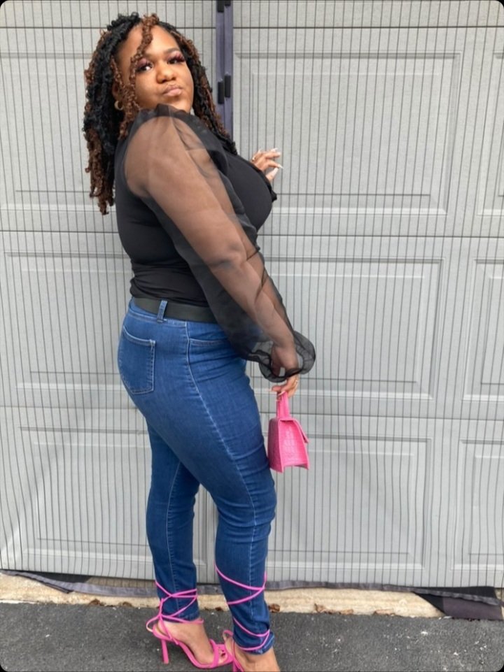 _lonia_love's tweet photo. I launched my business today 😄🎉 im so happy I've been waiting for this day for a while now &amp; it's finally here i can't wait to see where this journey takes me follow my businessvpage @alonia_b #BlackExcellence #GirlBoss #BlackOwnedBusiness #BlackTwitter #blckgirlmagic https://t.co/e9mkIGvLfN