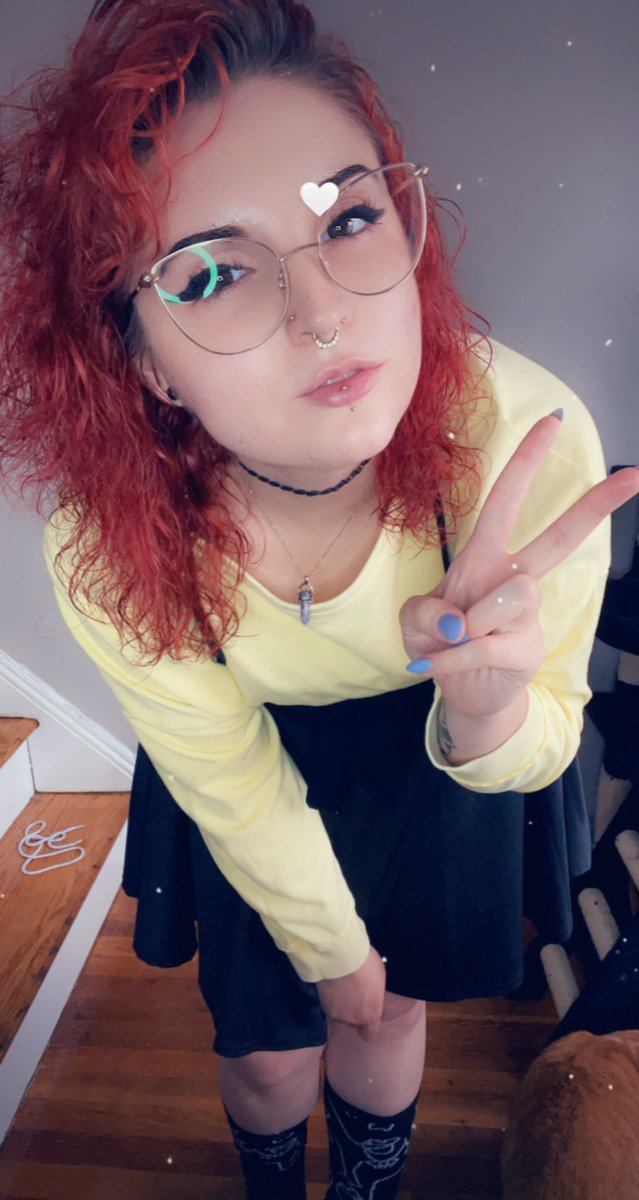 My immune system only attacked itself for like two weeks so here’s a recovery selfie 😭😭