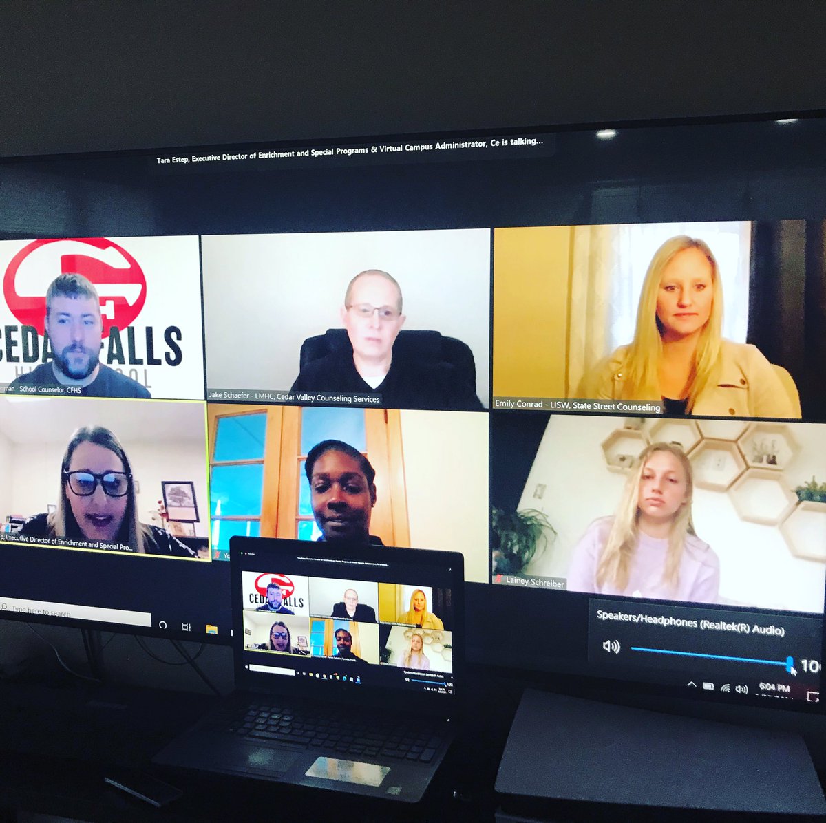 CF_CAPSEdu's tweet photo. It was an insightful evening with @cf_schools Mental Health night tonight with the showing of Like and advice from panelists! Thank you! #likemovie #socialmediabalance #education https://t.co/VnBZYjVBov