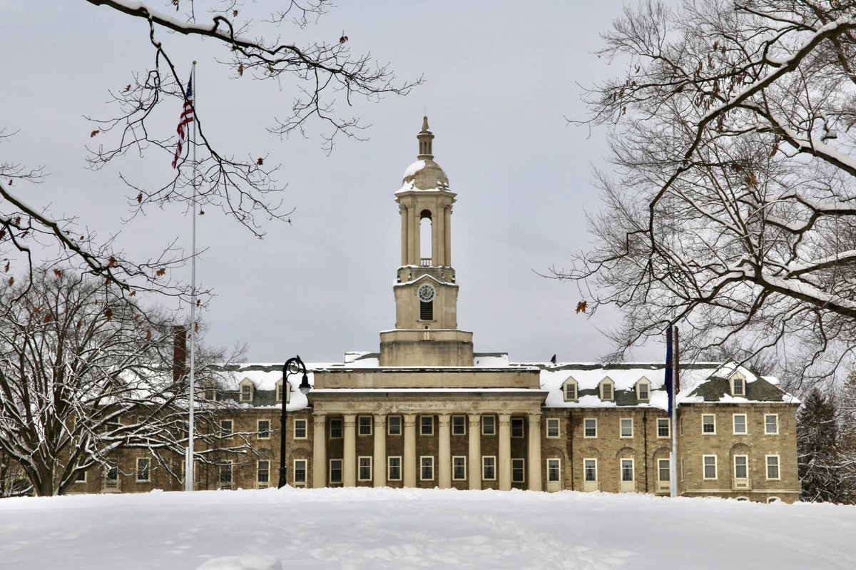 Amazing Colleges tweet media