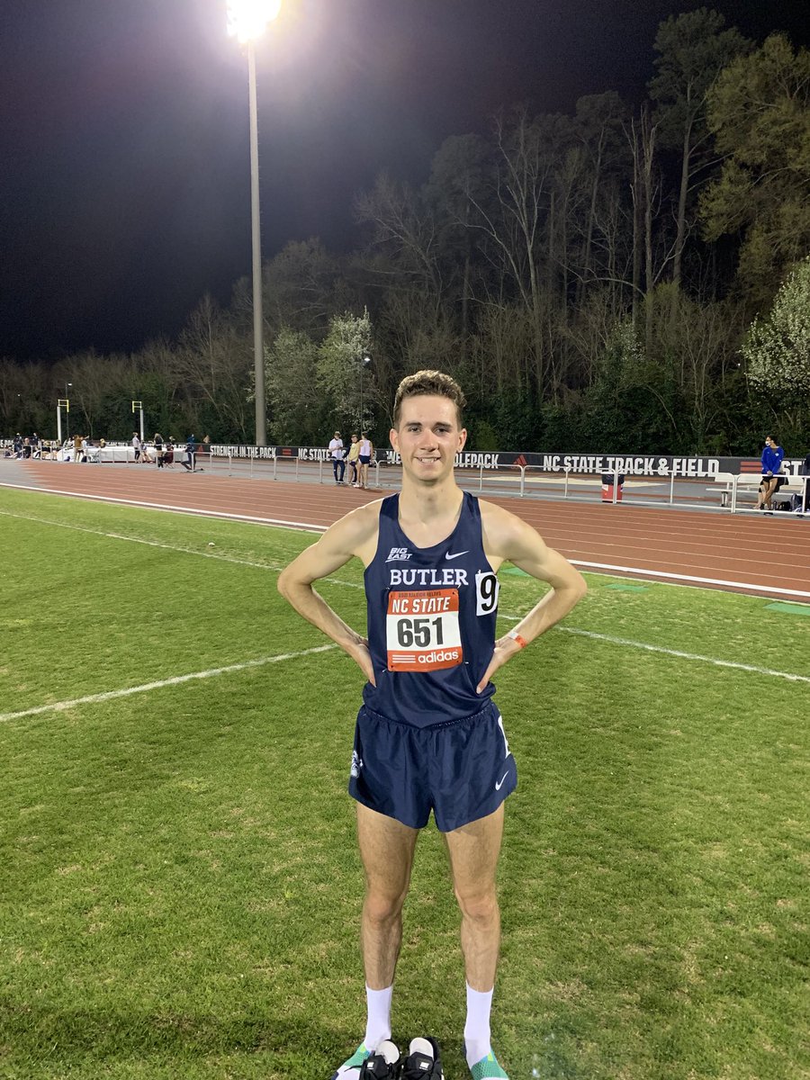 butlerXCTF's tweet photo. Euan Makepeace 2nd in the Elite section 5000. He moves to 3rd all time (13:44.18) in school history!!!🔥🔥🐶
#Butler #RaleighRelays https://t.co/WrevTWdDpQ
