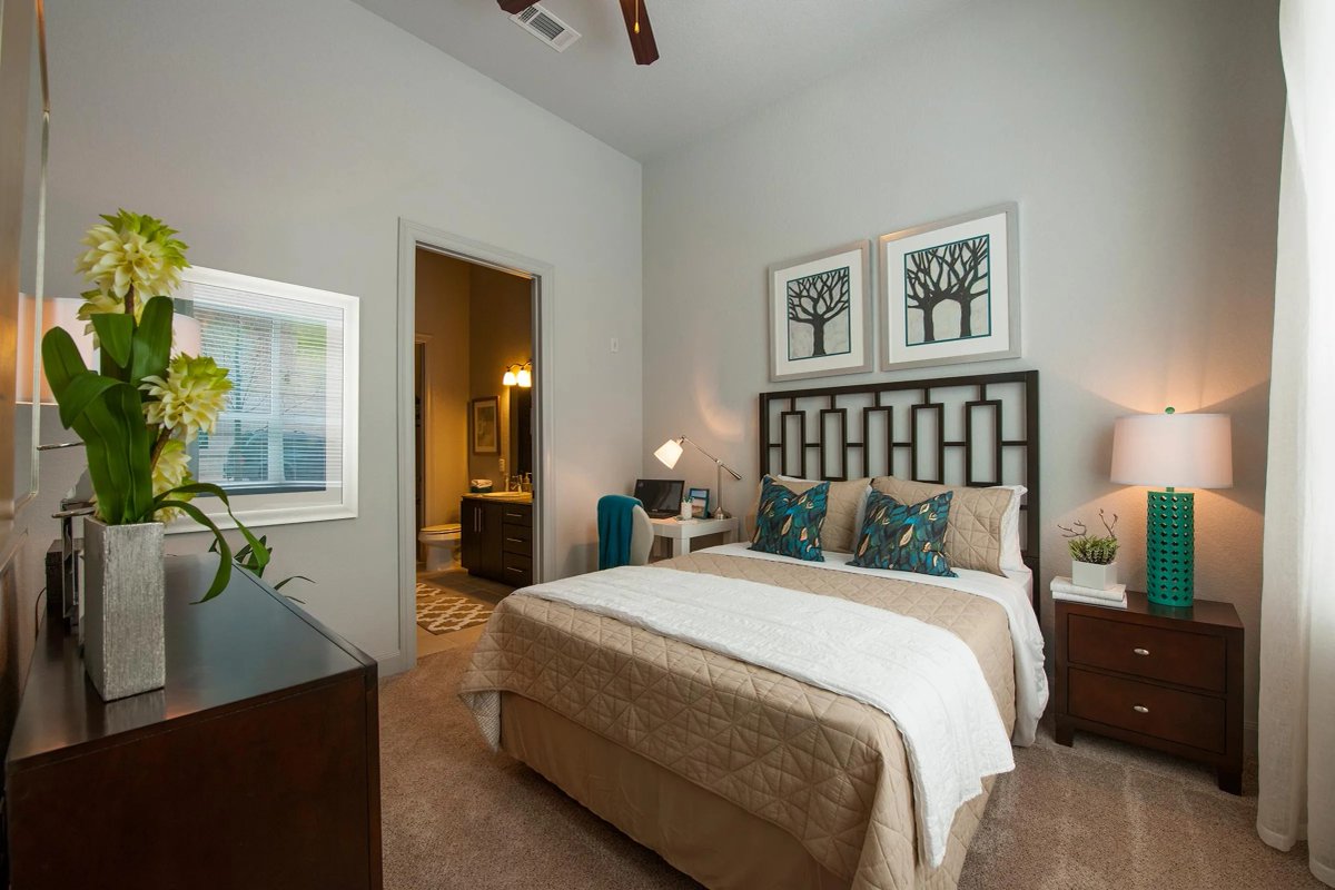 LocatingPros's tweet image. Today we're featuring The Millenium in #Houston, #Texas

Luxury in Houston is right at your fingertips, you just have to sign on. Amazing living at The Millenium High Street! Comfort and sustainable living at a wonderful price. No compromises here. Live a luxury urban lifestyle